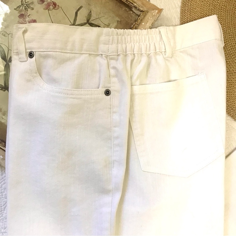 Ruby Rd. White Jeans - Picture 5 of 12